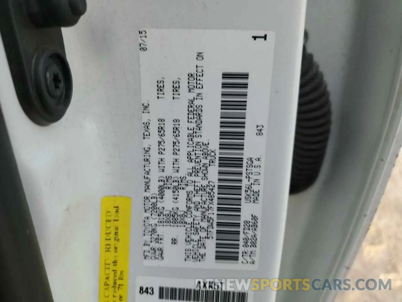 12 Photograph of a damaged car 5TFDW5F17FX485427 TOYOTA TUNDRA 2015