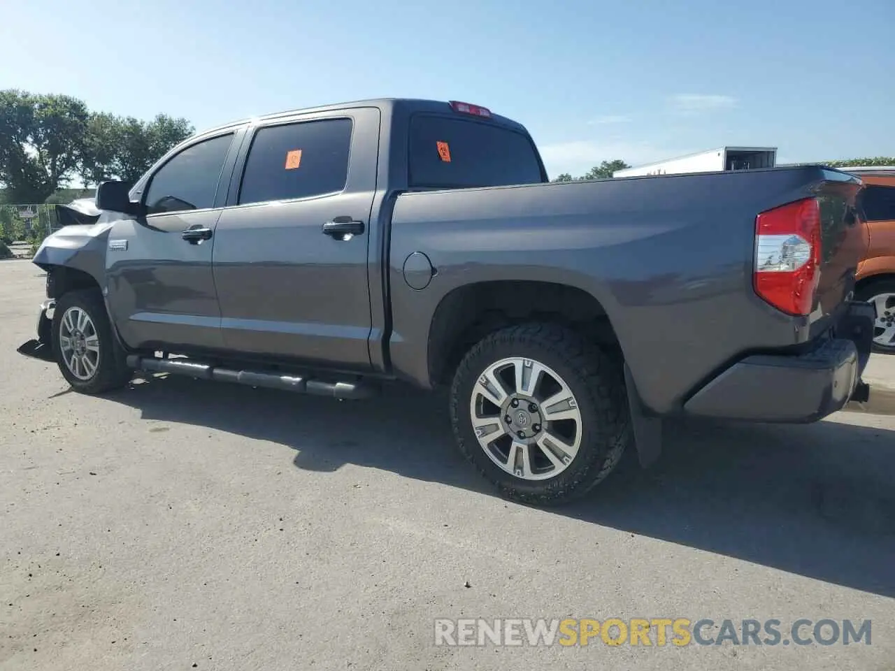 2 Photograph of a damaged car 5TFGY5F10FX183274 TOYOTA TUNDRA 2015