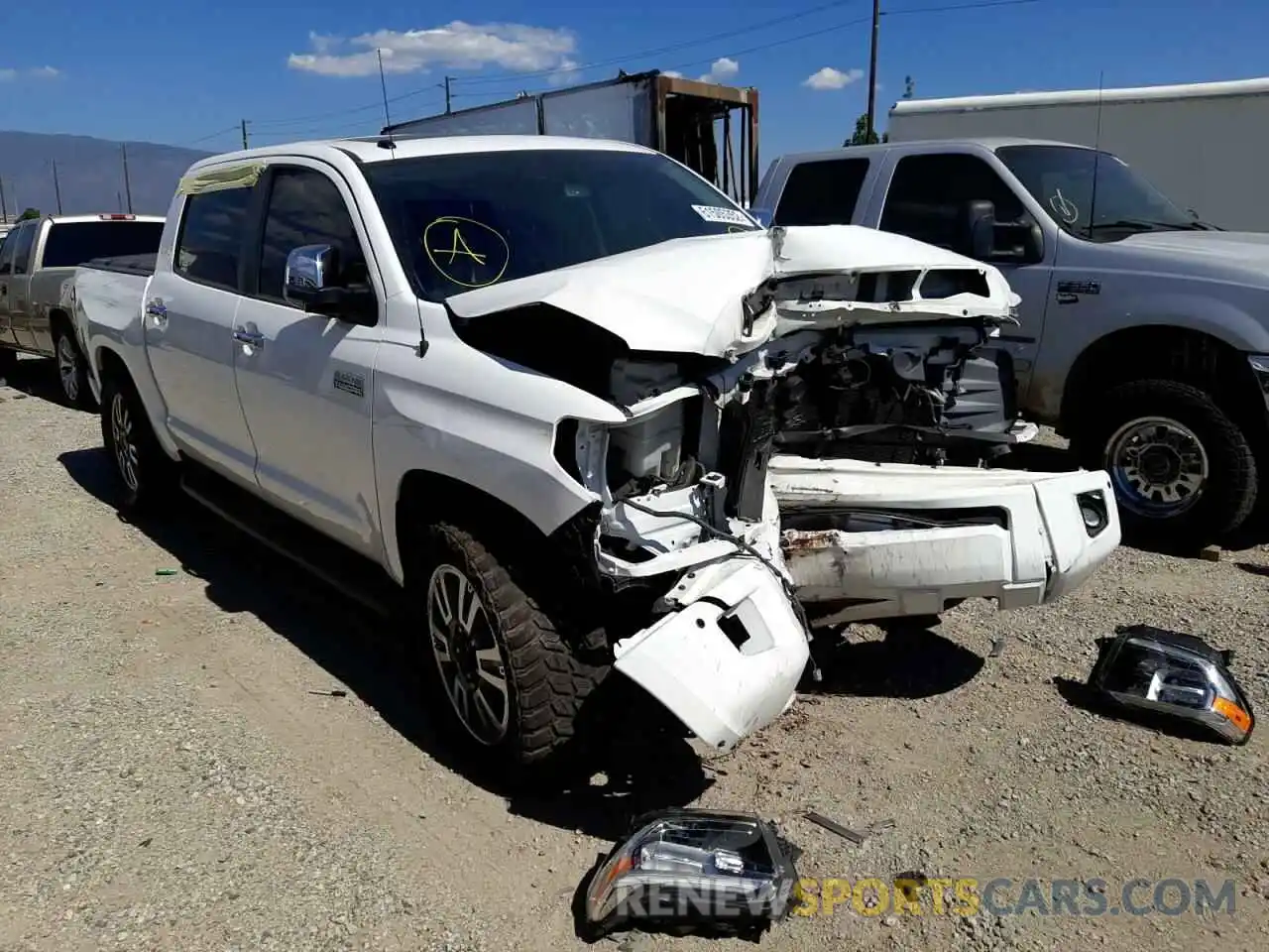 1 Photograph of a damaged car 5TFAY5F11KX824805 TOYOTA TUNDRA 2019