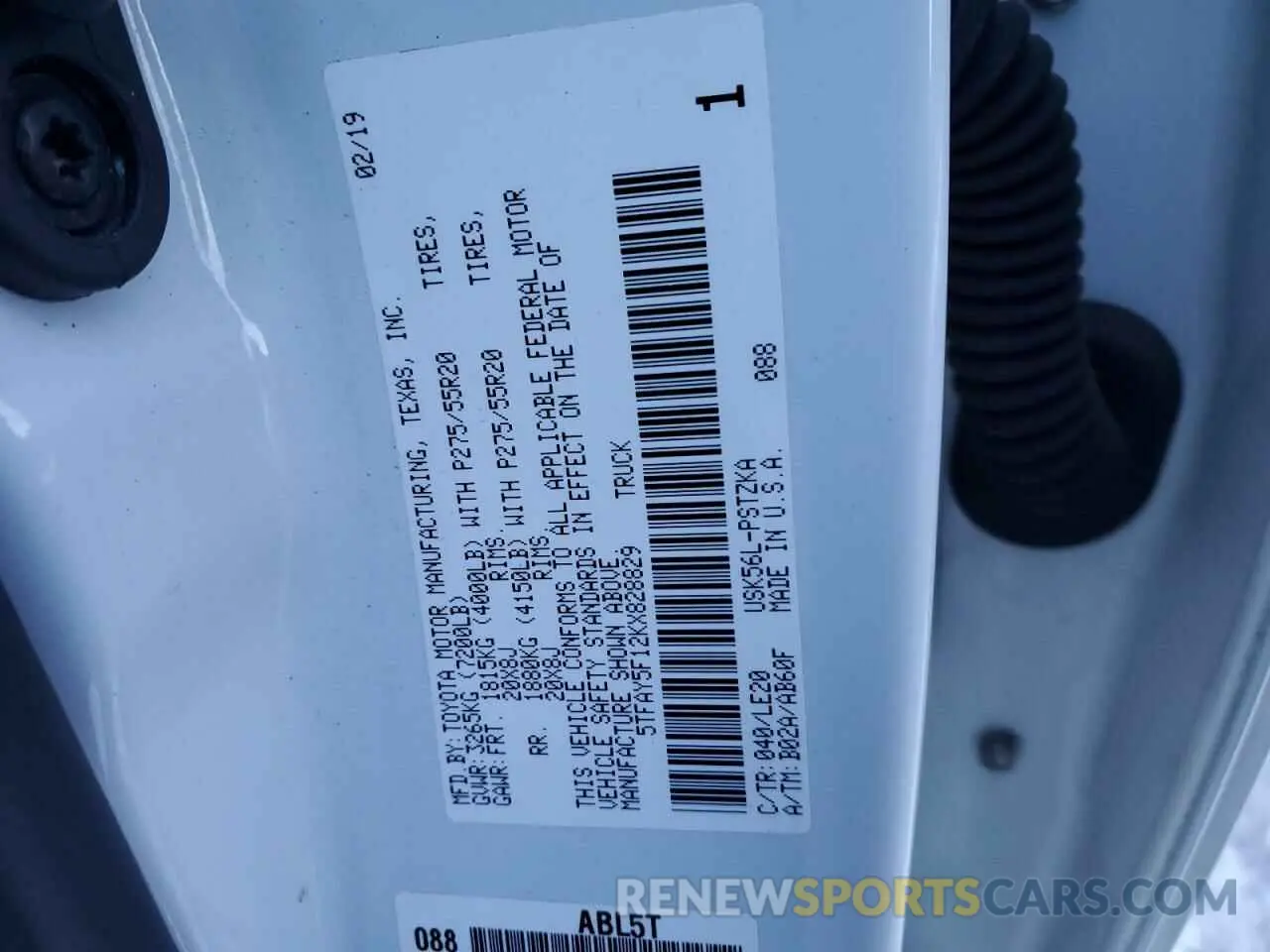 13 Photograph of a damaged car 5TFAY5F12KX828829 TOYOTA TUNDRA 2019