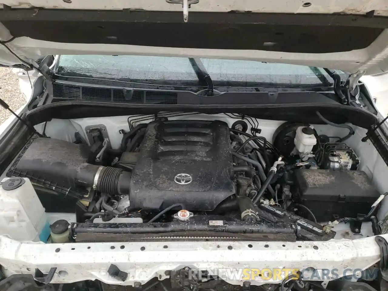 7 Photograph of a damaged car 5TFAY5F13KX816589 TOYOTA TUNDRA 2019