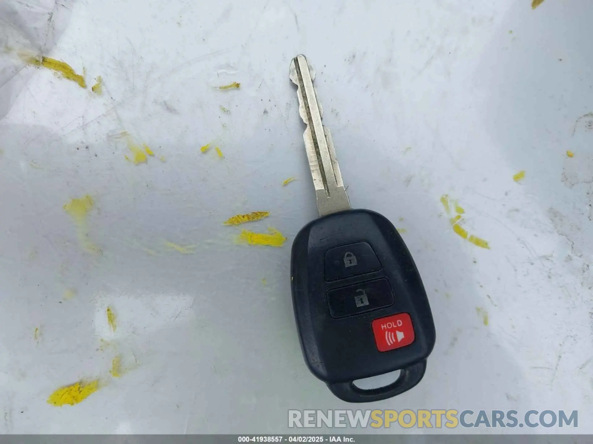 11 Photograph of a damaged car 5TFAY5F14KX791024 TOYOTA TUNDRA 2019