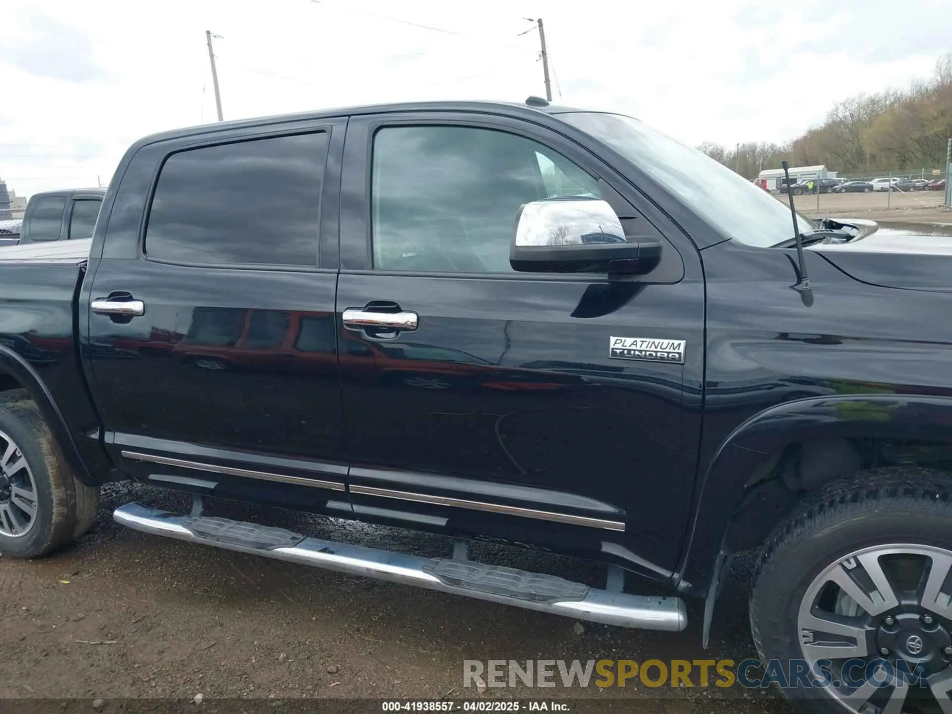 13 Photograph of a damaged car 5TFAY5F14KX791024 TOYOTA TUNDRA 2019