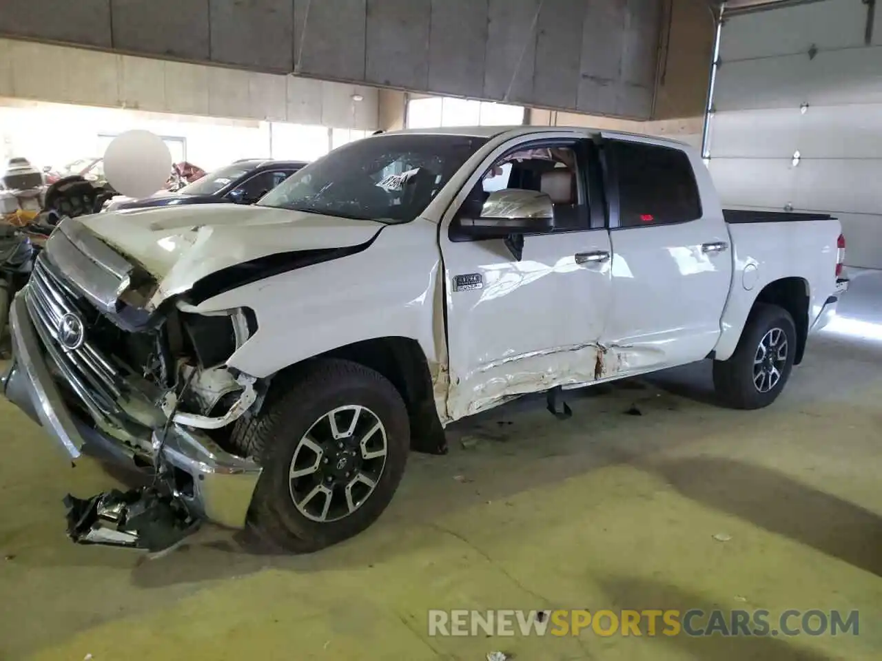 1 Photograph of a damaged car 5TFAY5F15KX798239 TOYOTA TUNDRA 2019