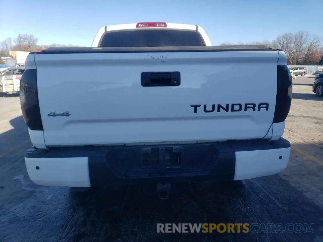 6 Photograph of a damaged car 5TFAY5F16KX790487 TOYOTA TUNDRA 2019