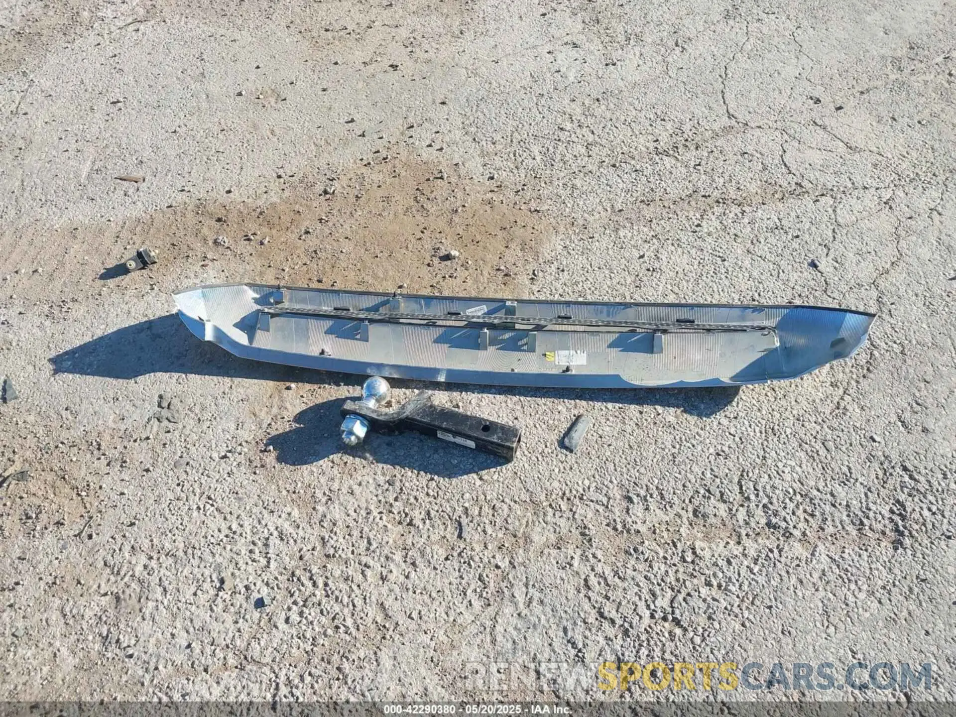 12 Photograph of a damaged car 5TFAY5F17KX791678 TOYOTA TUNDRA 2019