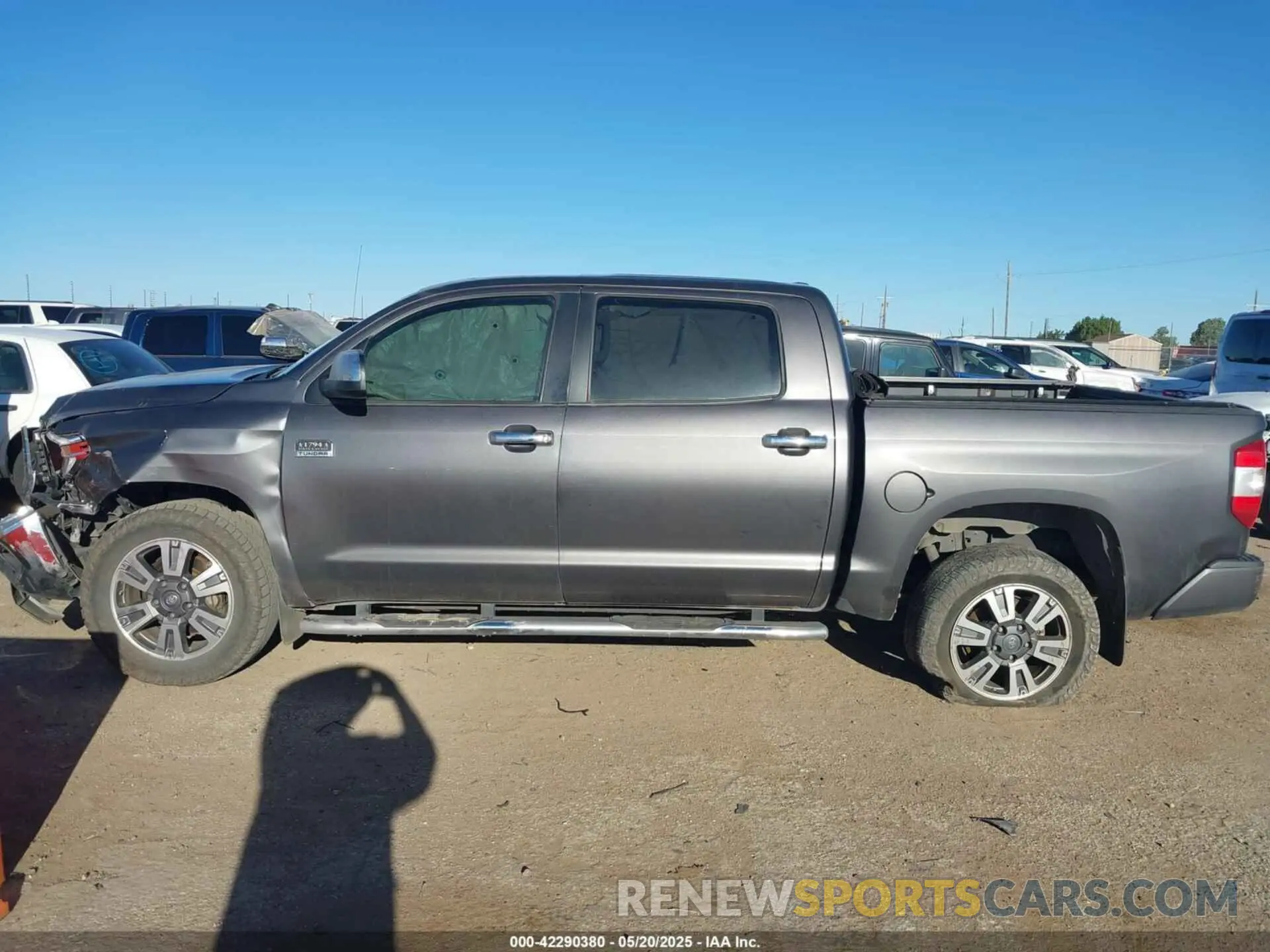 15 Photograph of a damaged car 5TFAY5F17KX791678 TOYOTA TUNDRA 2019