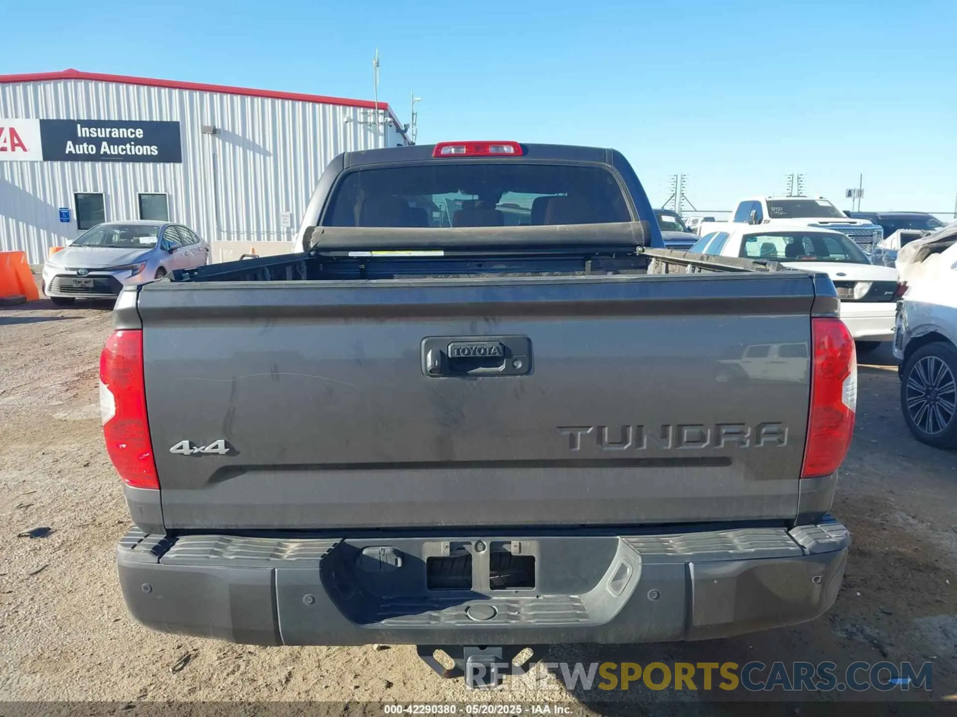 17 Photograph of a damaged car 5TFAY5F17KX791678 TOYOTA TUNDRA 2019