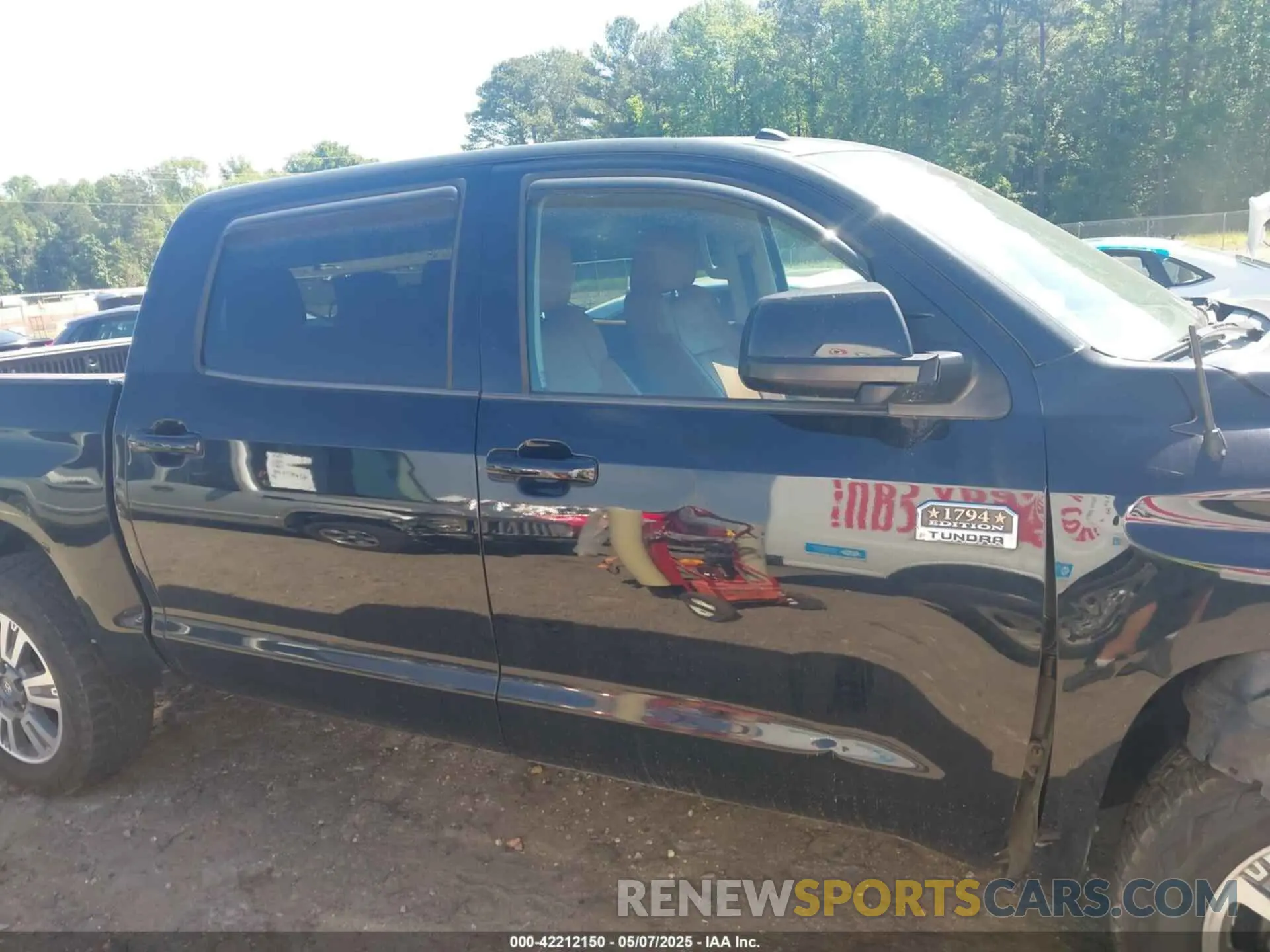 12 Photograph of a damaged car 5TFAY5F17KX825862 TOYOTA TUNDRA 2019