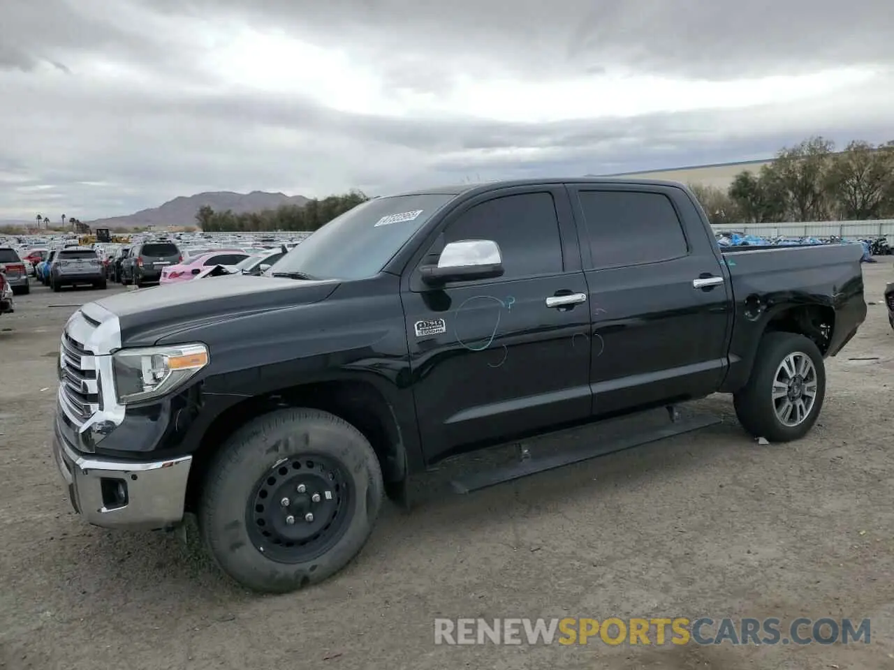1 Photograph of a damaged car 5TFAY5F17KX829846 TOYOTA TUNDRA 2019