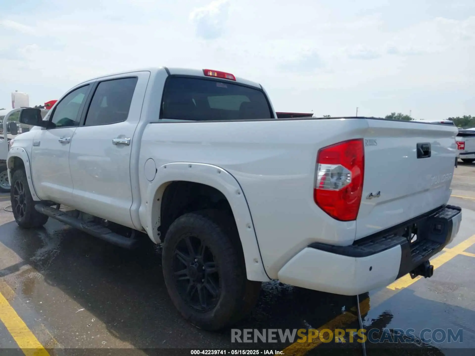 3 Photograph of a damaged car 5TFAY5F17KX869635 TOYOTA TUNDRA 2019