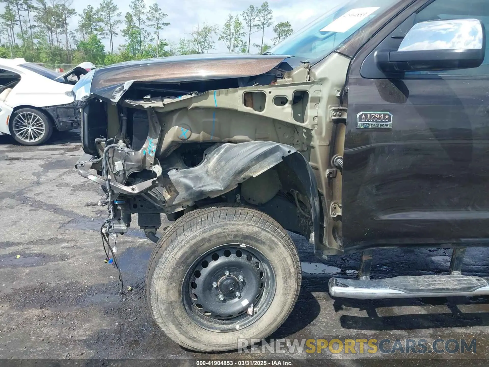 6 Photograph of a damaged car 5TFAY5F18KX778258 TOYOTA TUNDRA 2019