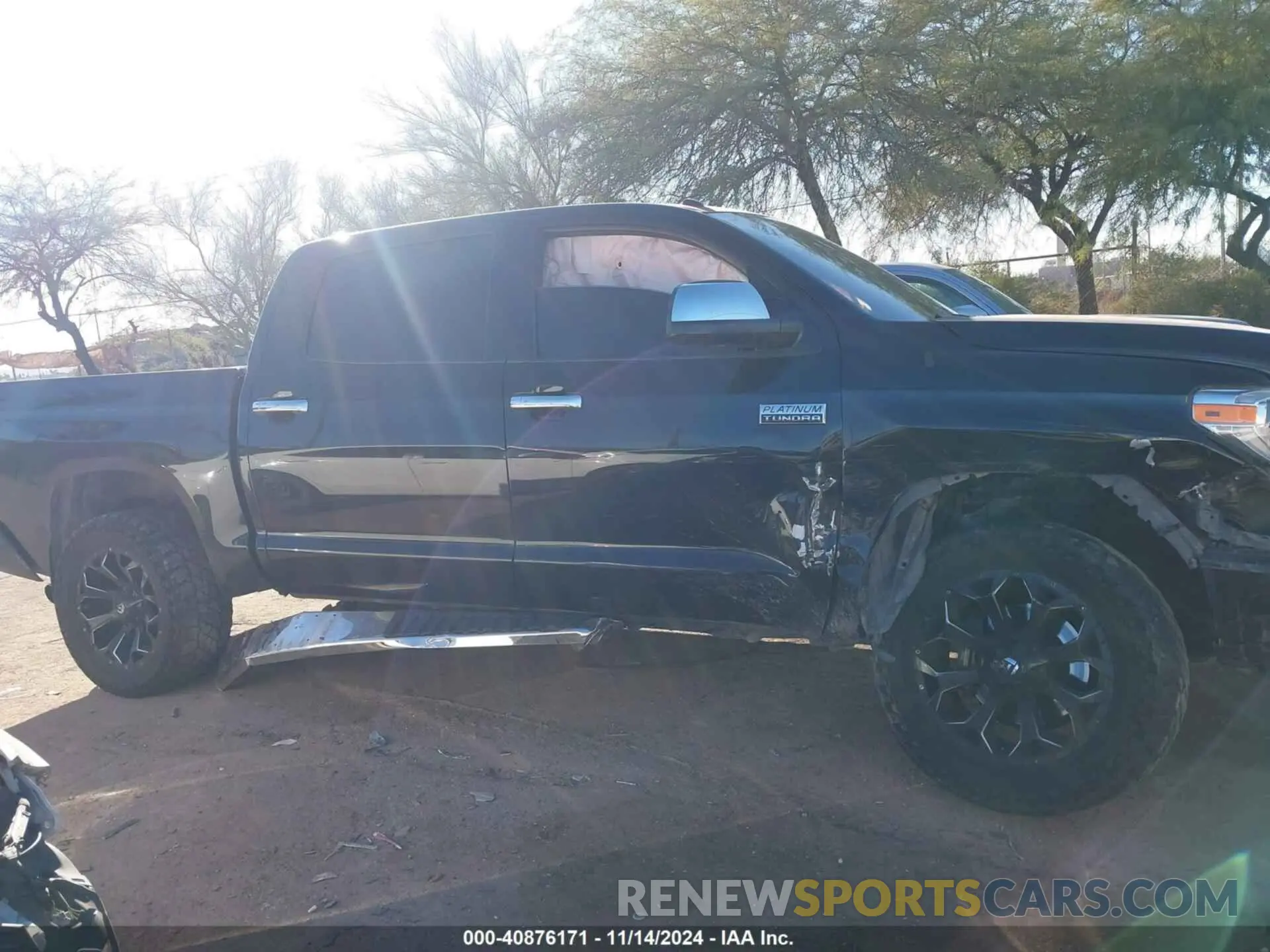 14 Photograph of a damaged car 5TFAY5F18KX804194 TOYOTA TUNDRA 2019