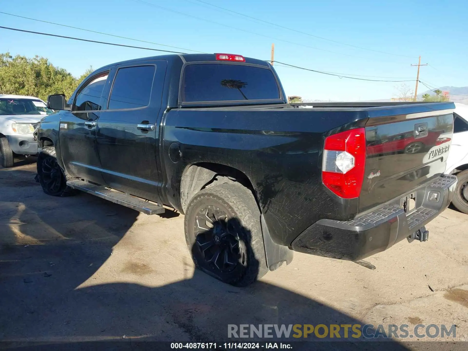 3 Photograph of a damaged car 5TFAY5F18KX804194 TOYOTA TUNDRA 2019