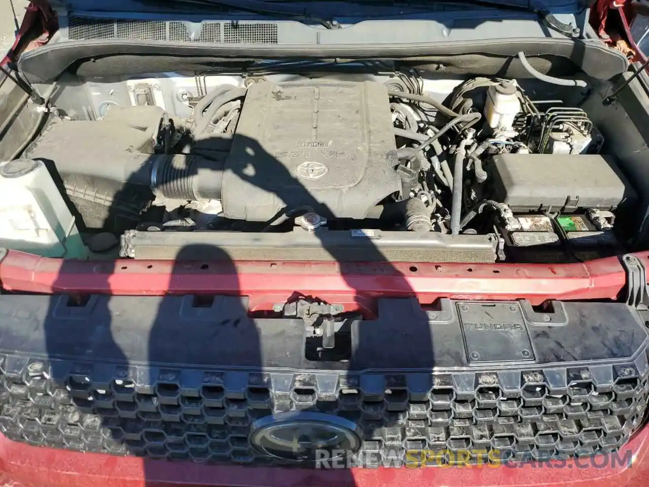 11 Photograph of a damaged car 5TFAY5F18KX810299 TOYOTA TUNDRA 2019