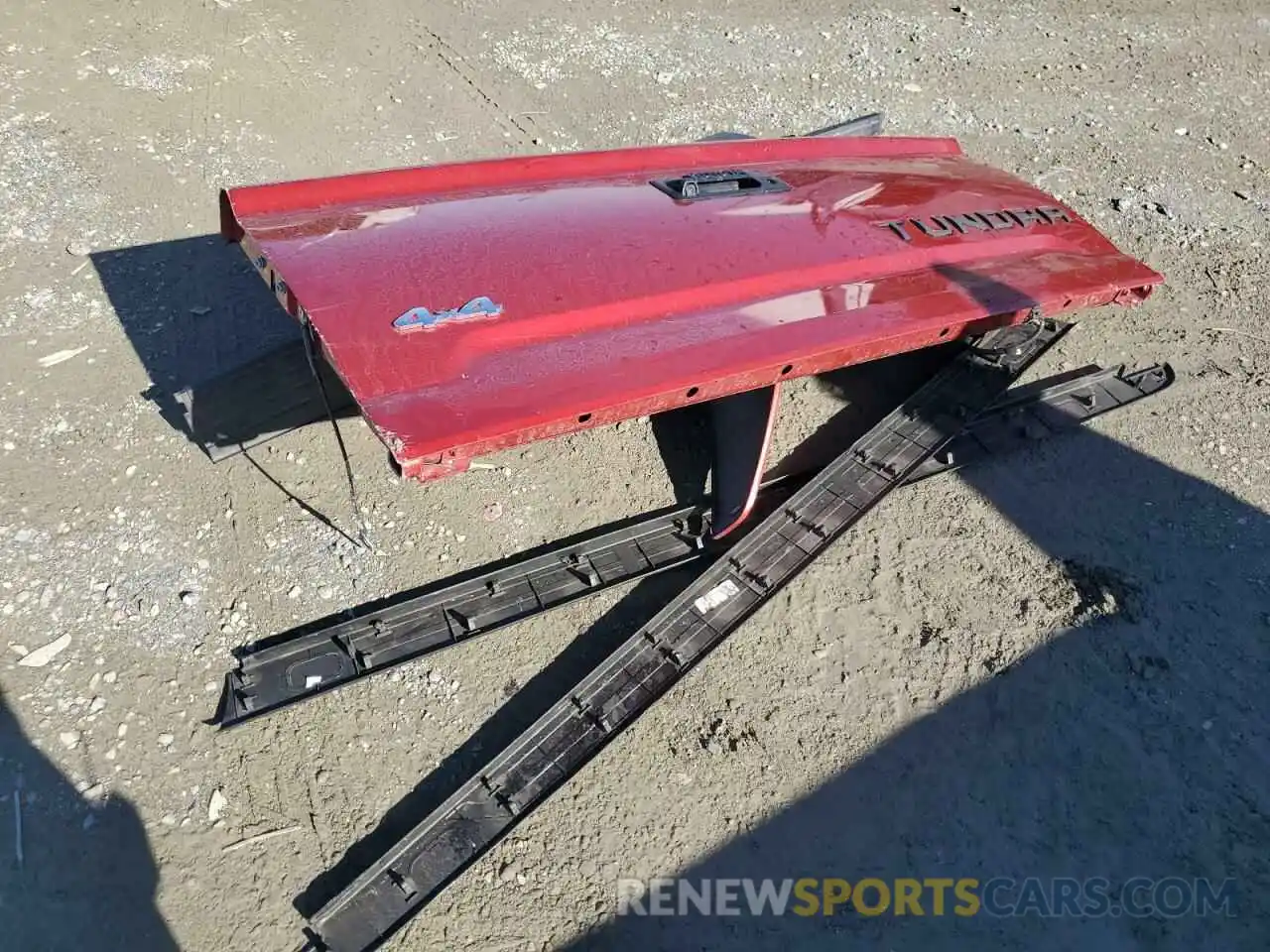 12 Photograph of a damaged car 5TFAY5F18KX810299 TOYOTA TUNDRA 2019