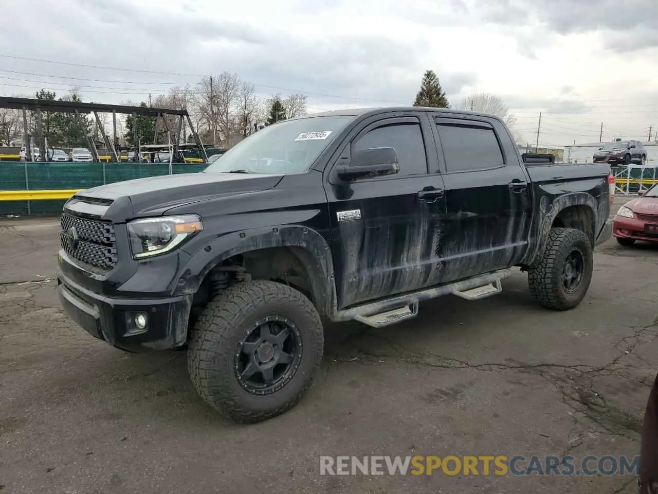 1 Photograph of a damaged car 5TFAY5F19KX823613 TOYOTA TUNDRA 2019