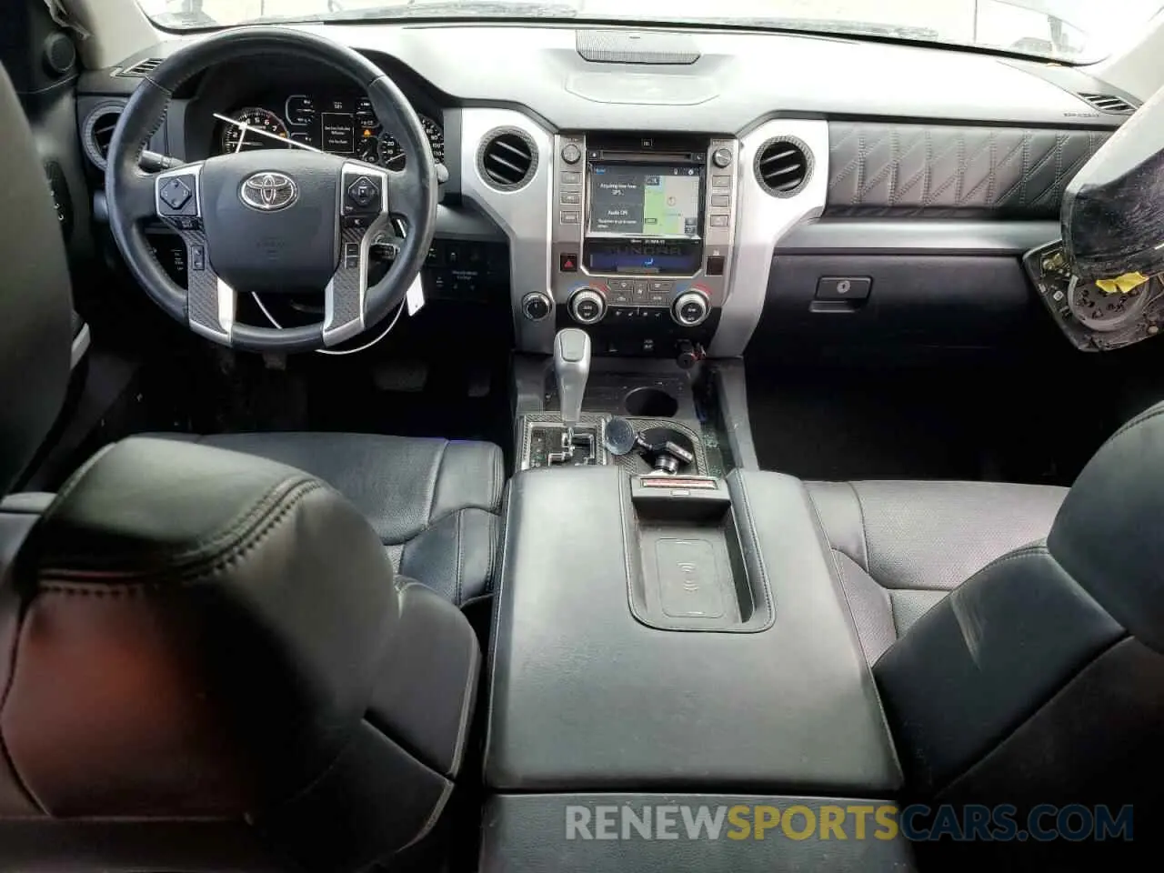 8 Photograph of a damaged car 5TFAY5F19KX823613 TOYOTA TUNDRA 2019