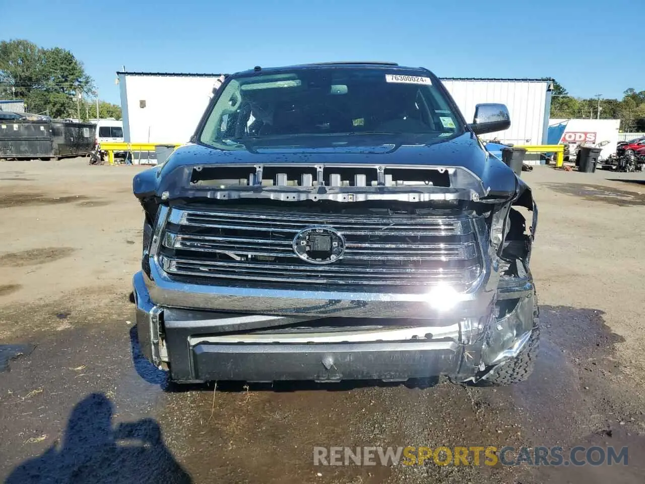 5 Photograph of a damaged car 5TFAY5F1XKX807601 TOYOTA TUNDRA 2019