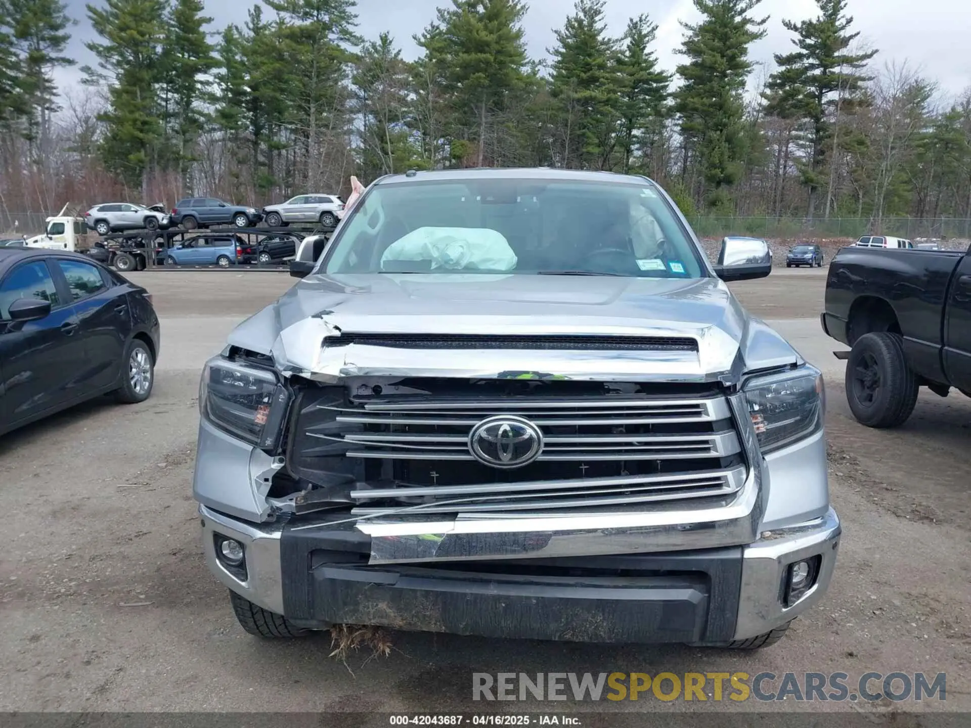 13 Photograph of a damaged car 5TFBY5F13KX799779 TOYOTA TUNDRA 2019
