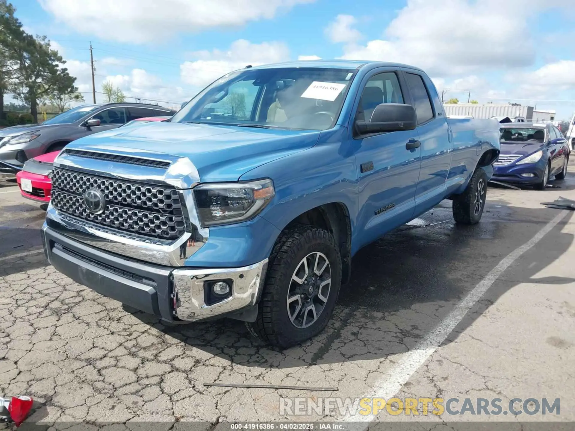 2 Photograph of a damaged car 5TFCY5F1XKX024481 TOYOTA TUNDRA 2019