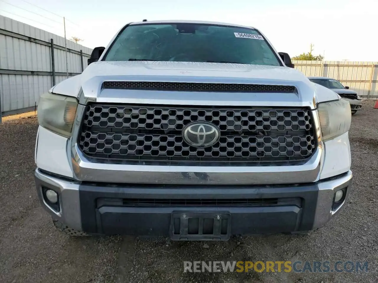 5 Photograph of a damaged car 5TFDW5F10KX781206 TOYOTA TUNDRA 2019