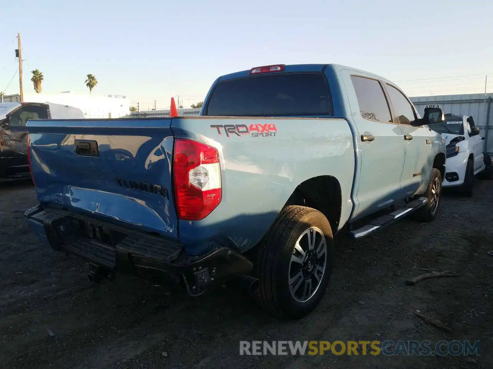 4 Photograph of a damaged car 5TFDW5F10KX816312 TOYOTA TUNDRA 2019