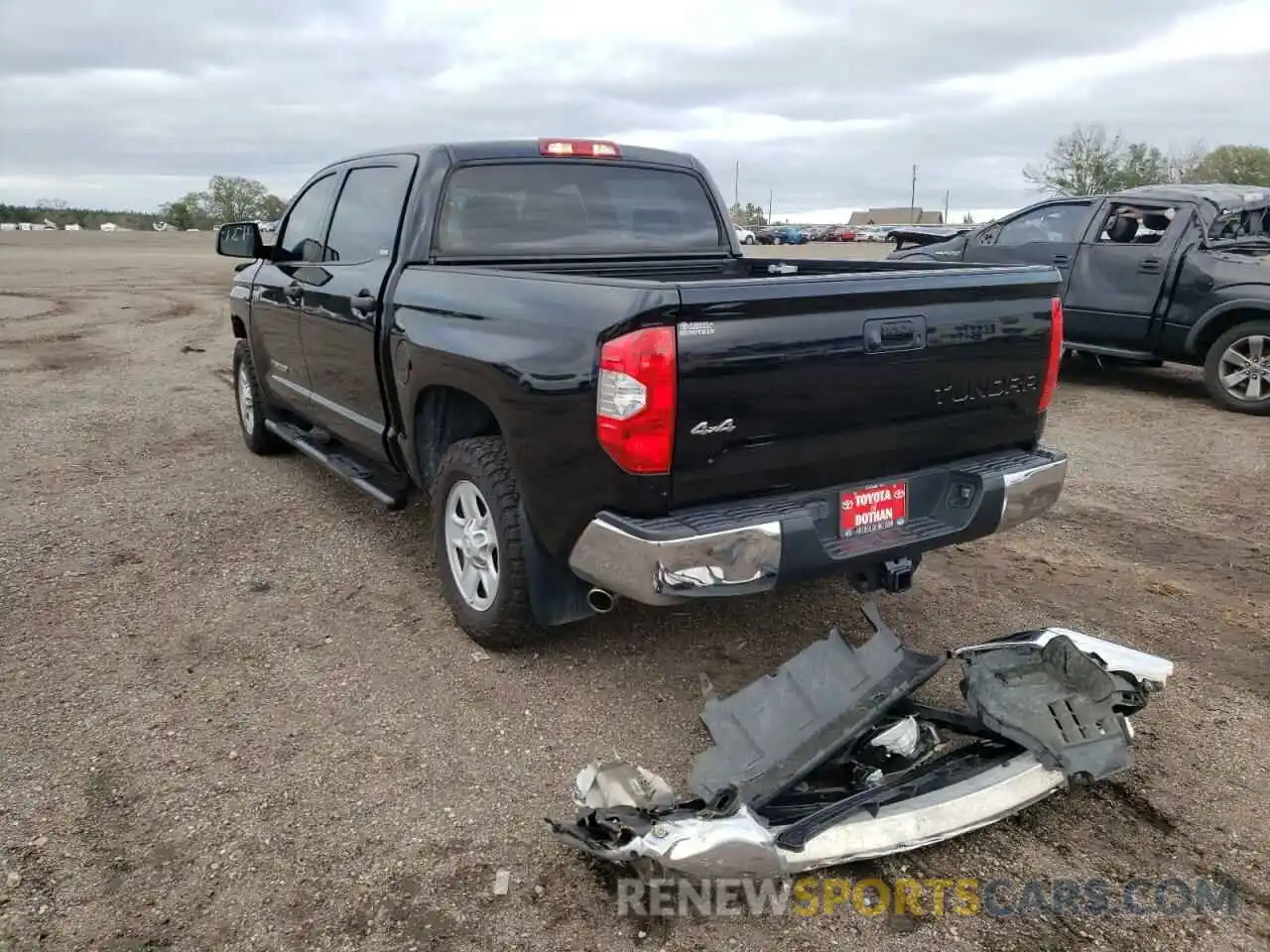 3 Photograph of a damaged car 5TFDW5F11KX794899 TOYOTA TUNDRA 2019