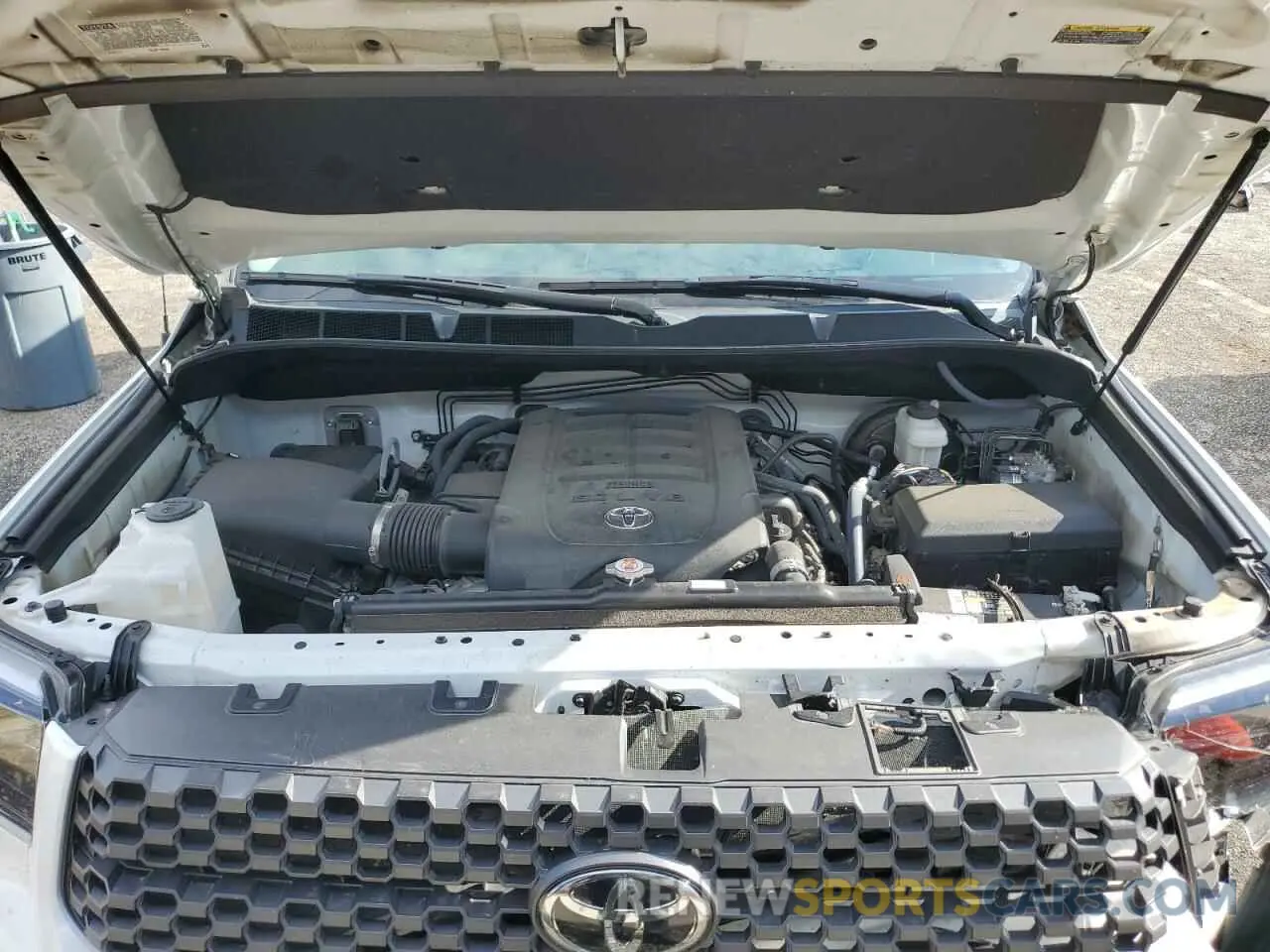 11 Photograph of a damaged car 5TFDW5F11KX808011 TOYOTA TUNDRA 2019