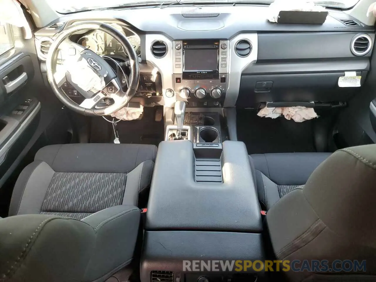 8 Photograph of a damaged car 5TFDW5F11KX808011 TOYOTA TUNDRA 2019