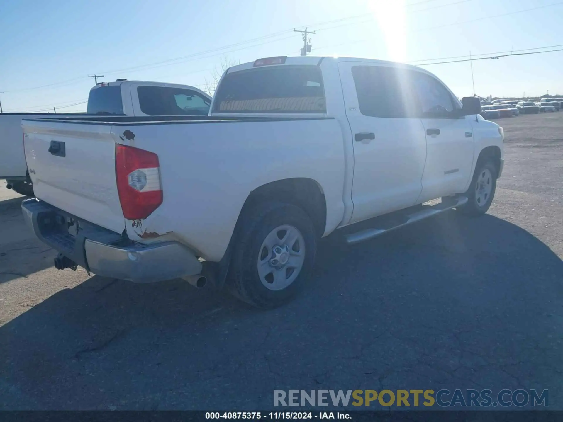 4 Photograph of a damaged car 5TFDW5F11KX819400 TOYOTA TUNDRA 2019