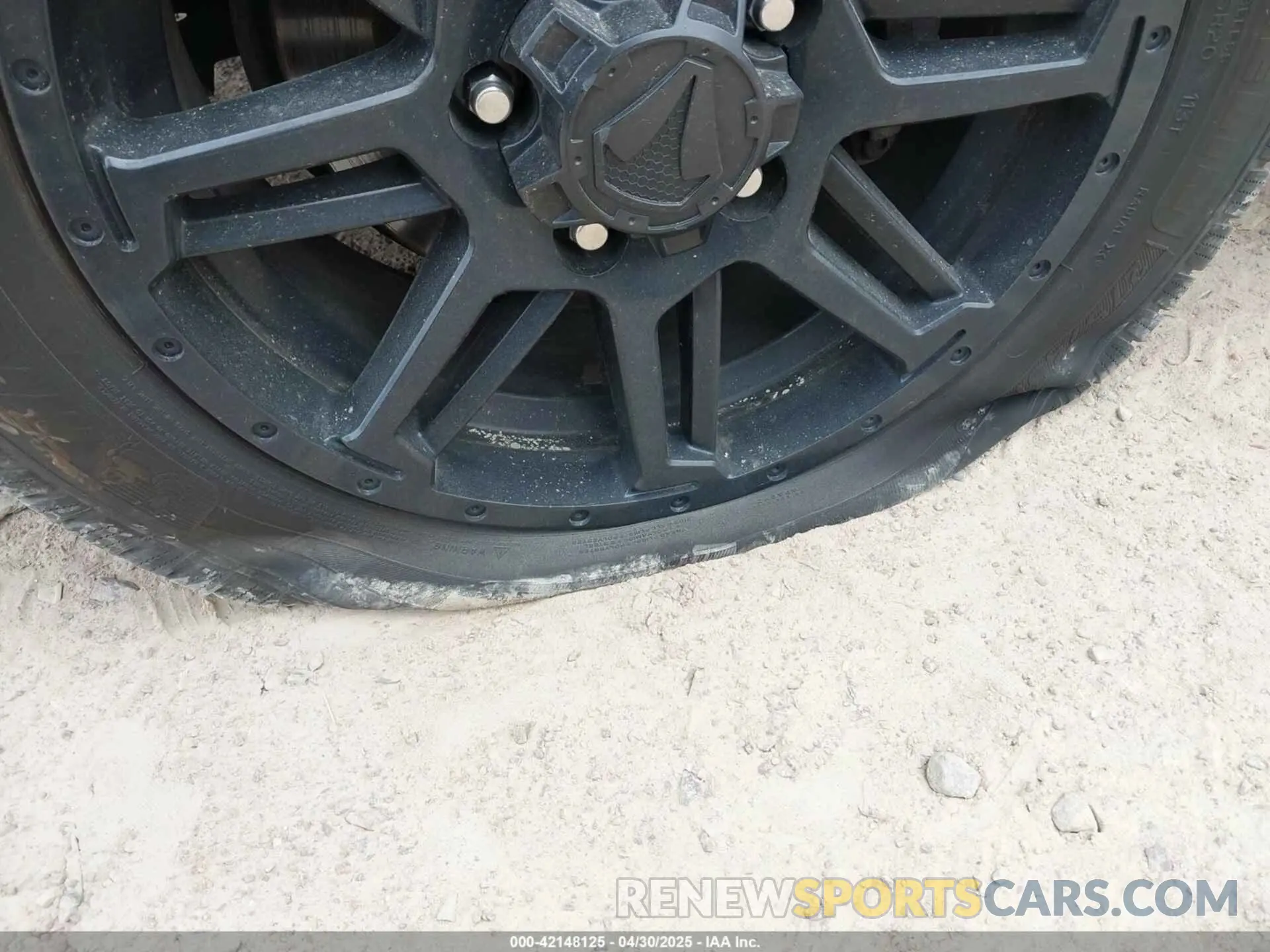 20 Photograph of a damaged car 5TFDW5F12KX812164 TOYOTA TUNDRA 2019