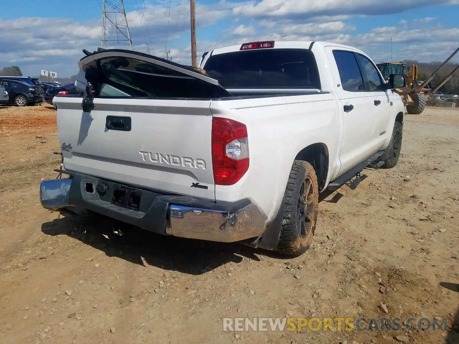 4 Photograph of a damaged car 5TFDW5F12KX832673 TOYOTA TUNDRA 2019