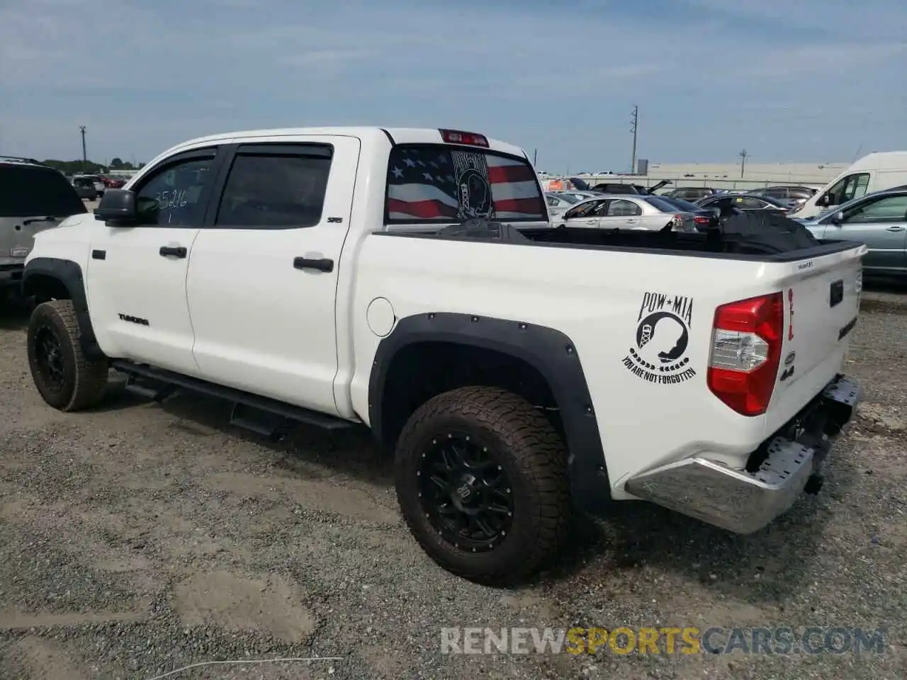 3 Photograph of a damaged car 5TFDW5F12KX842961 TOYOTA TUNDRA 2019