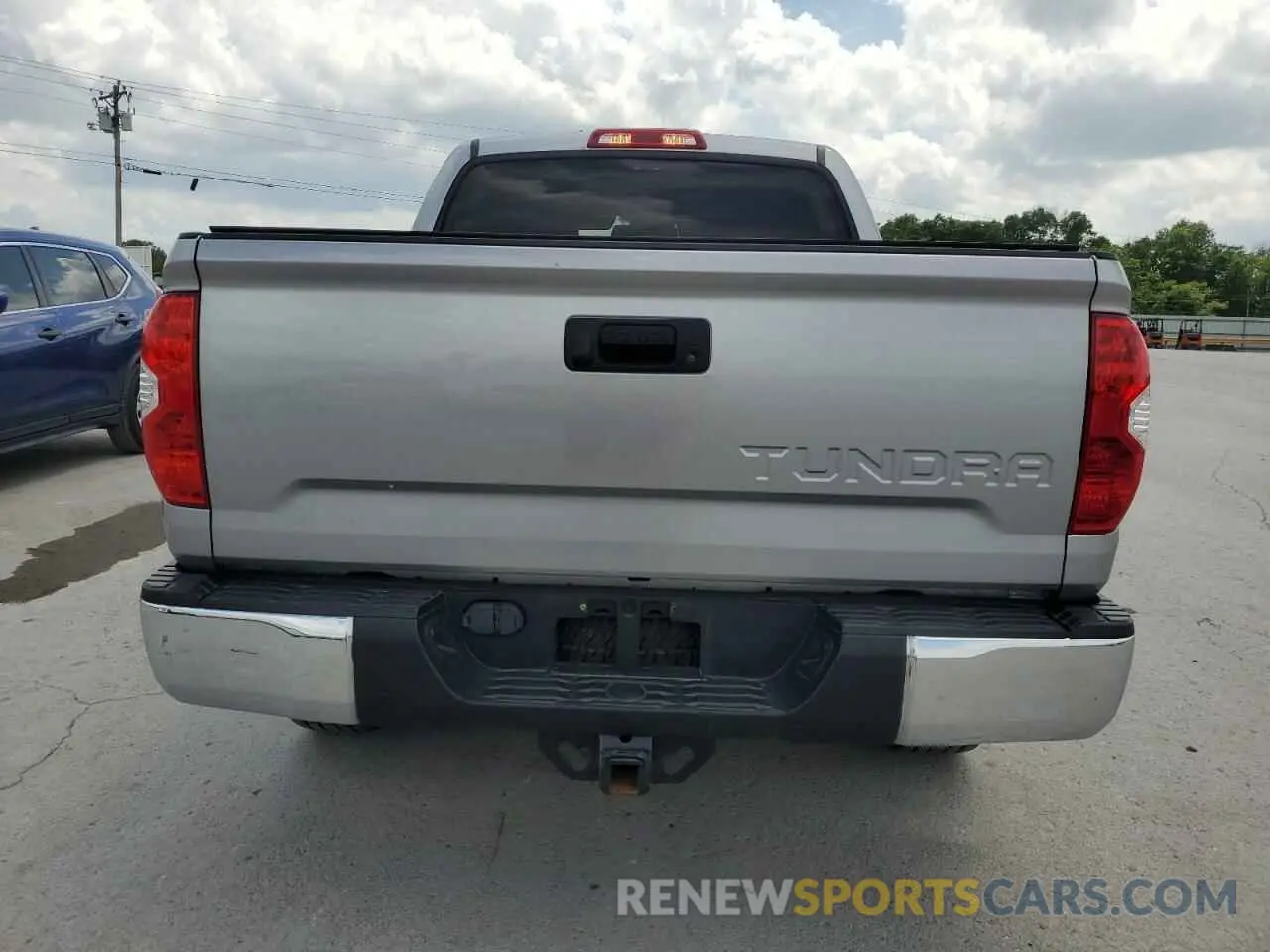6 Photograph of a damaged car 5TFDW5F12KX847402 TOYOTA TUNDRA 2019