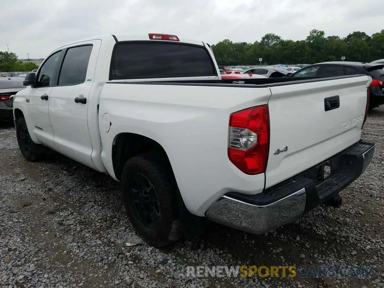 3 Photograph of a damaged car 5TFDW5F13KX781748 TOYOTA TUNDRA 2019