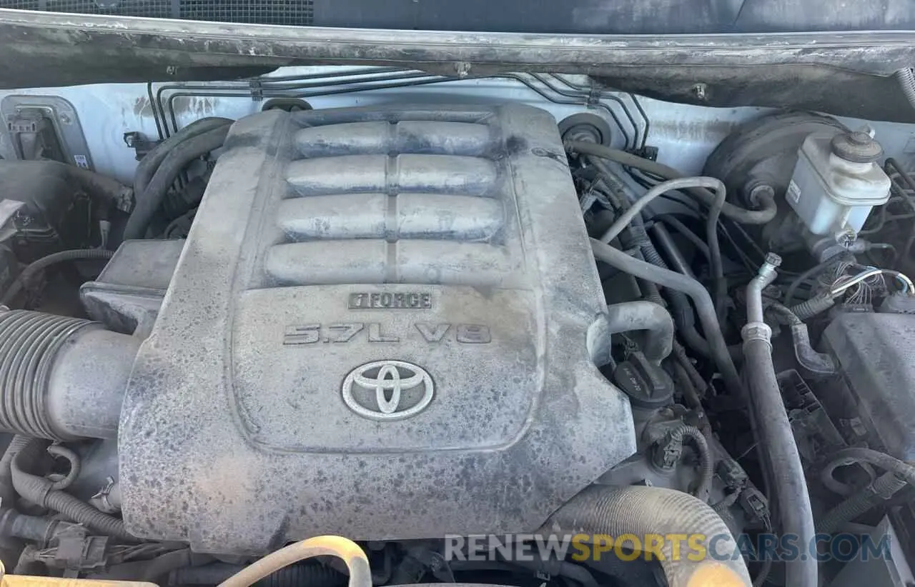7 Photograph of a damaged car 5TFDW5F13KX795570 TOYOTA TUNDRA 2019