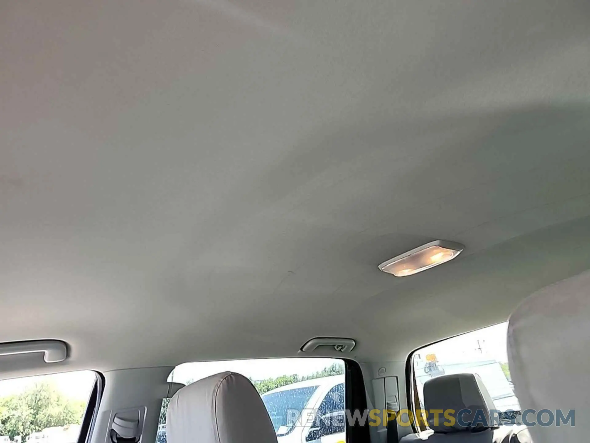 15 Photograph of a damaged car 5TFDW5F13KX831919 TOYOTA TUNDRA 2019