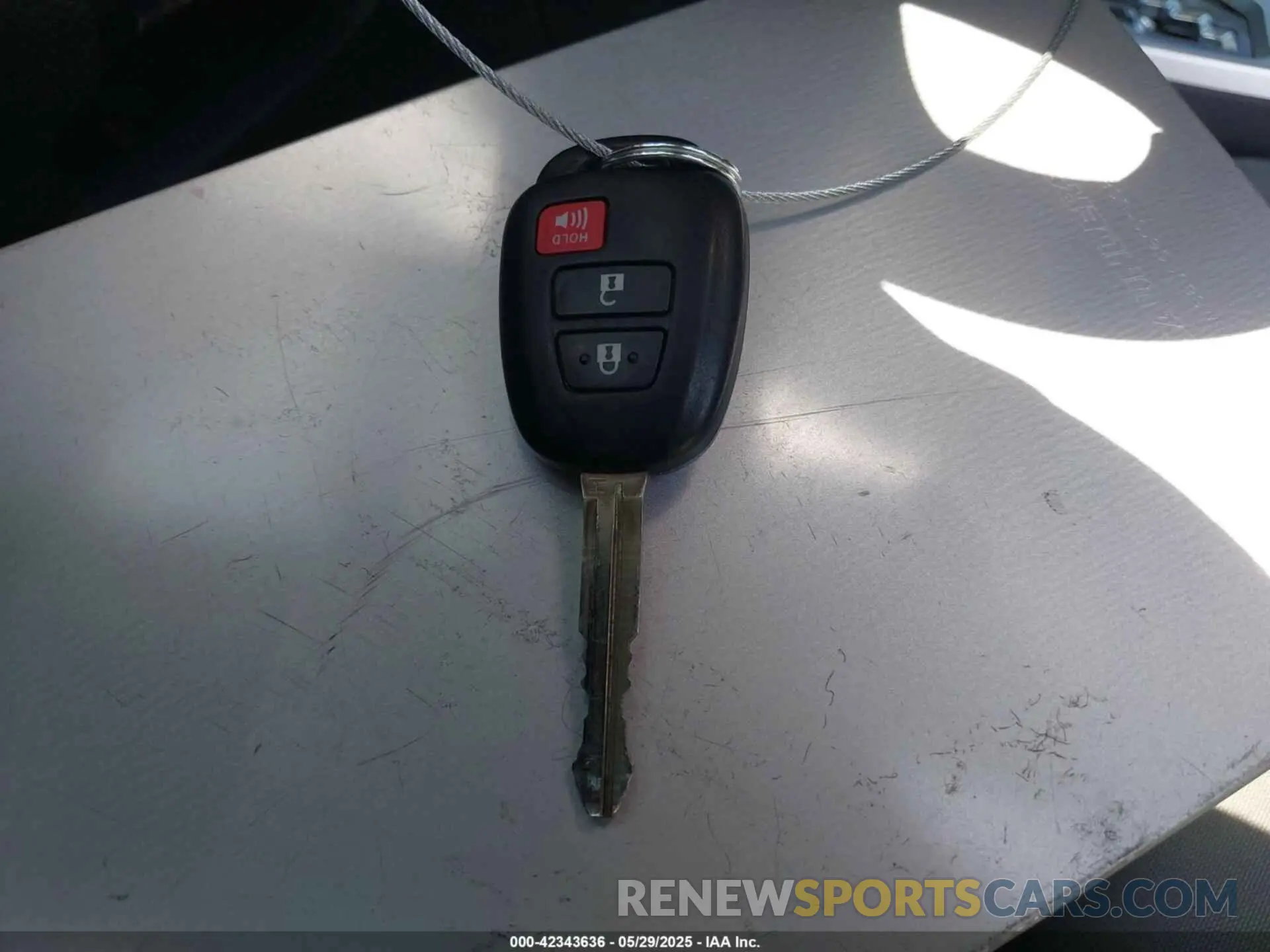 11 Photograph of a damaged car 5TFDW5F13KX852592 TOYOTA TUNDRA 2019