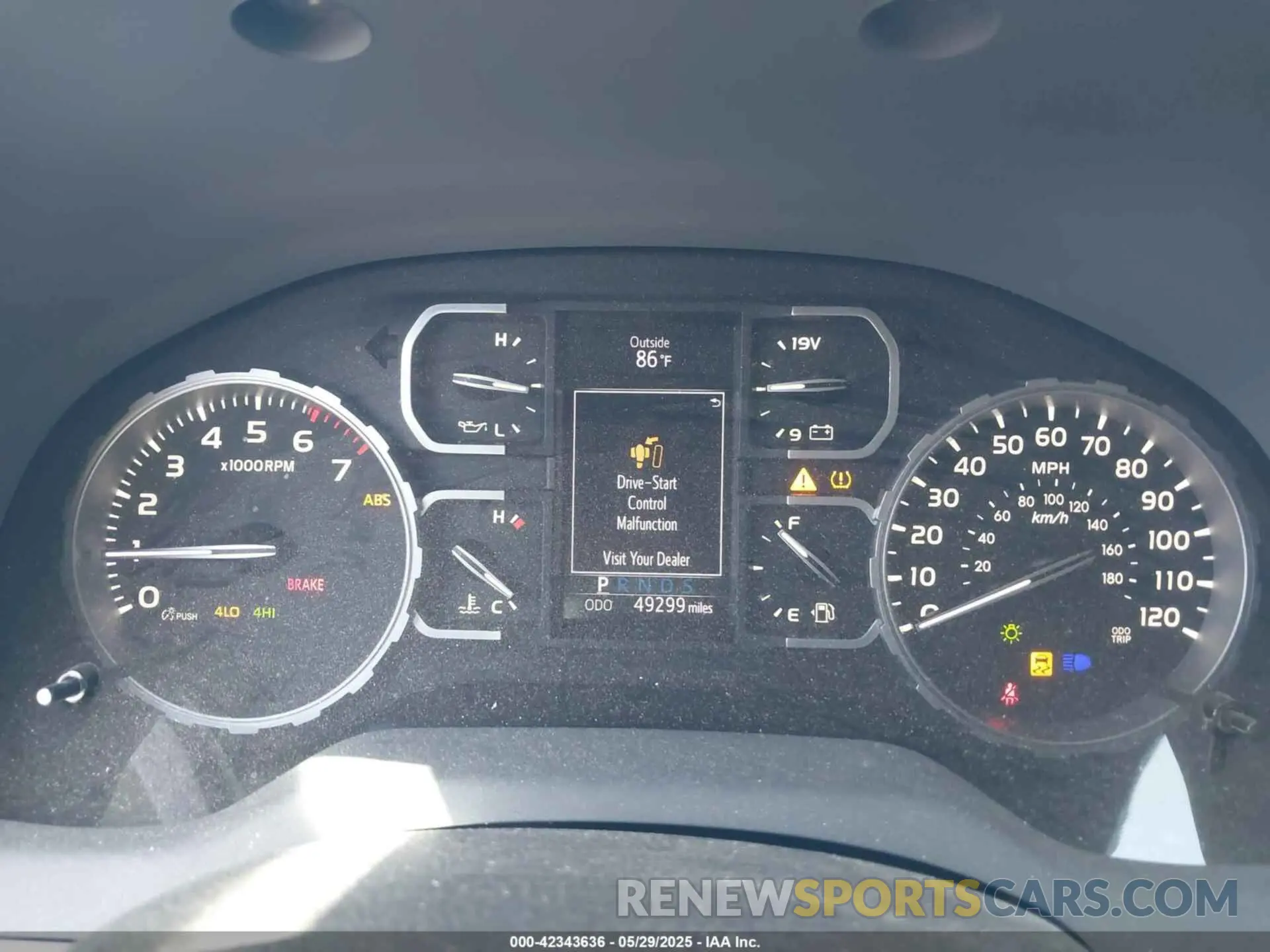 7 Photograph of a damaged car 5TFDW5F13KX852592 TOYOTA TUNDRA 2019