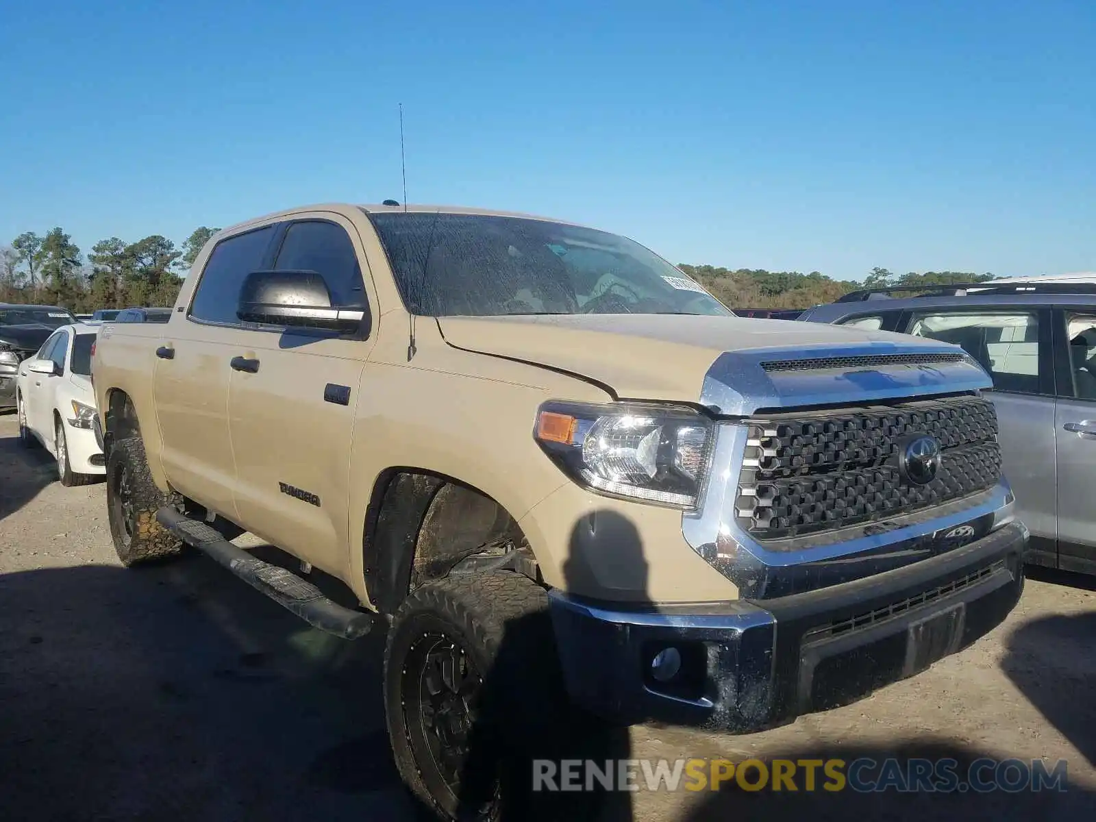 1 Photograph of a damaged car 5TFDW5F14KX856814 TOYOTA TUNDRA 2019