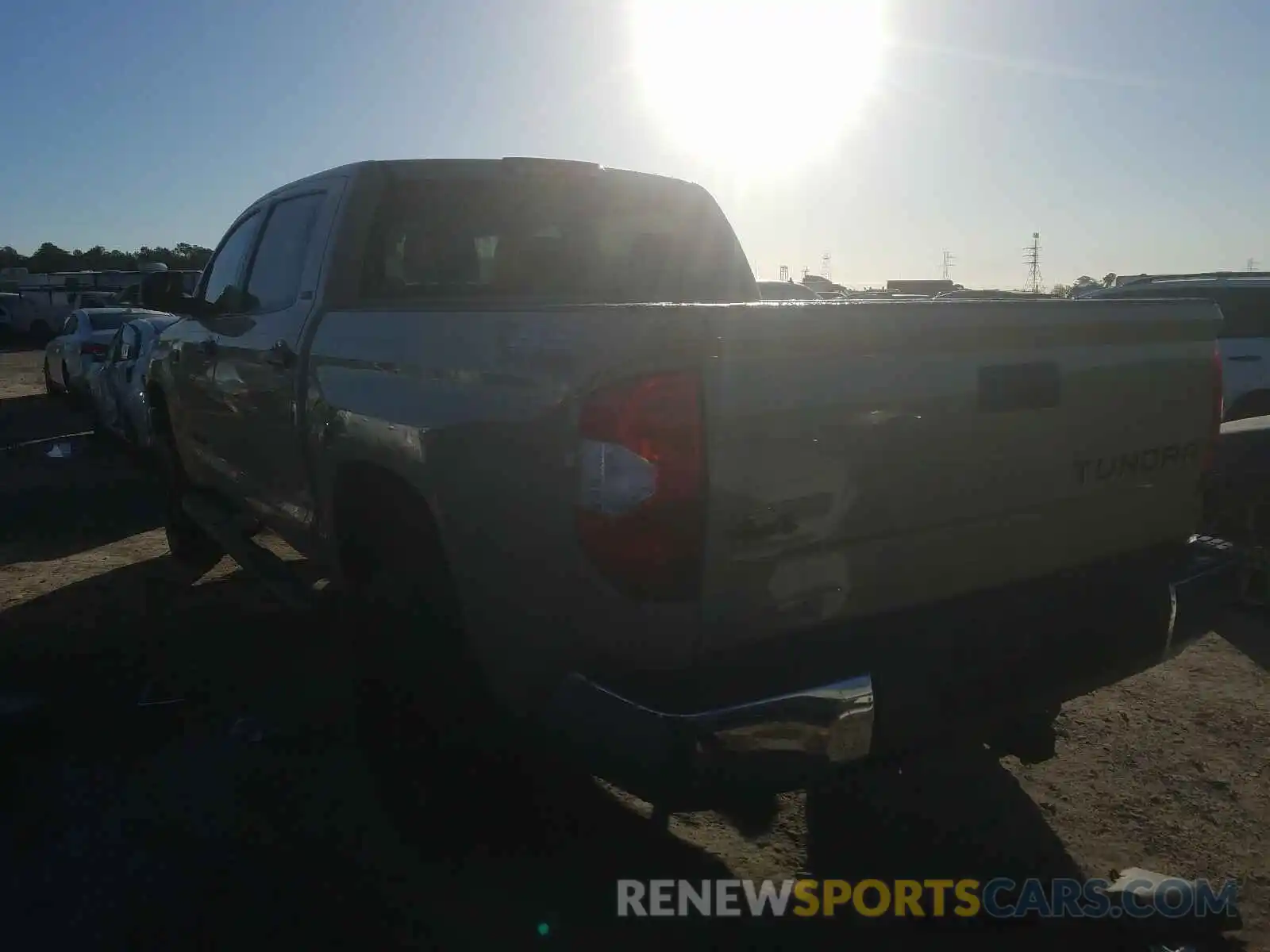 3 Photograph of a damaged car 5TFDW5F14KX856814 TOYOTA TUNDRA 2019