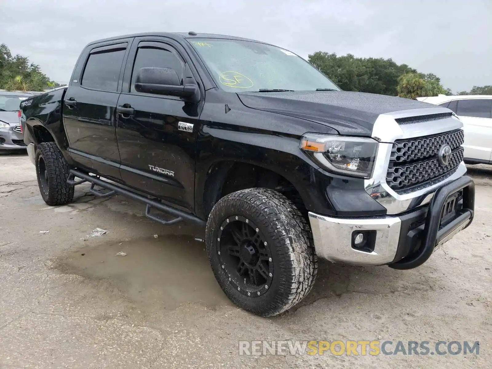 1 Photograph of a damaged car 5TFDW5F15KX793996 TOYOTA TUNDRA 2019