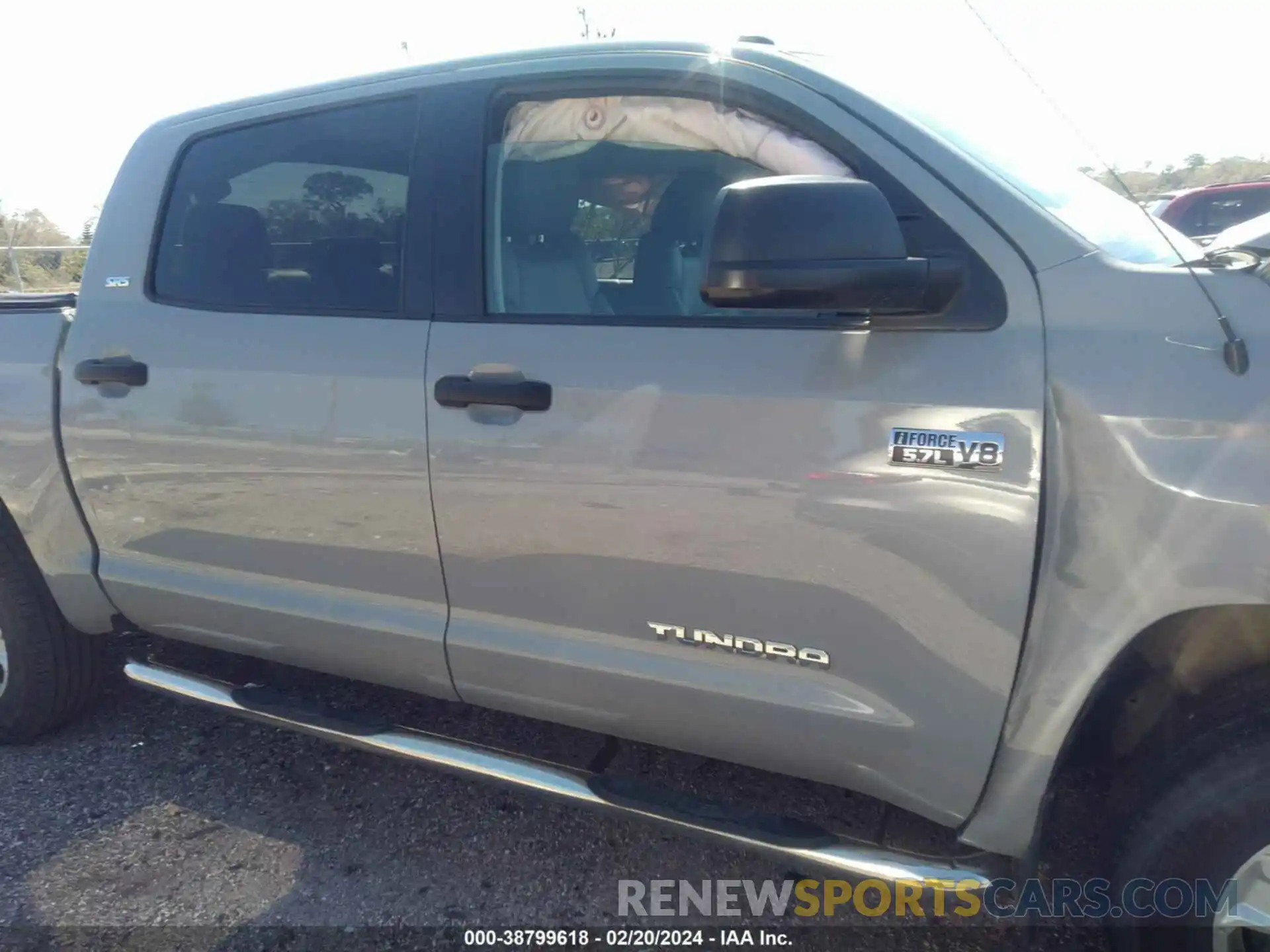 13 Photograph of a damaged car 5TFDW5F15KX810554 TOYOTA TUNDRA 2019