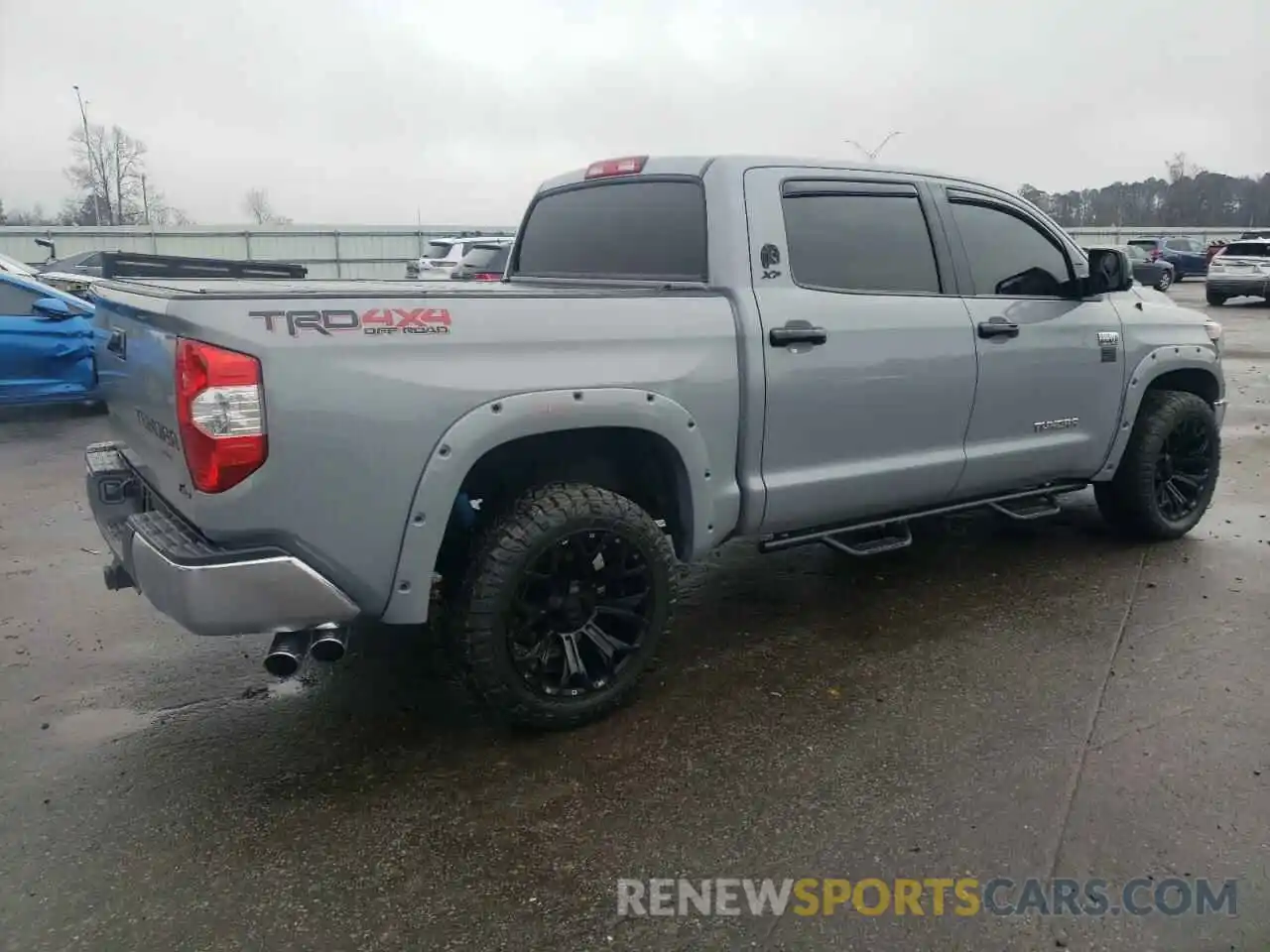 3 Photograph of a damaged car 5TFDW5F15KX832425 TOYOTA TUNDRA 2019