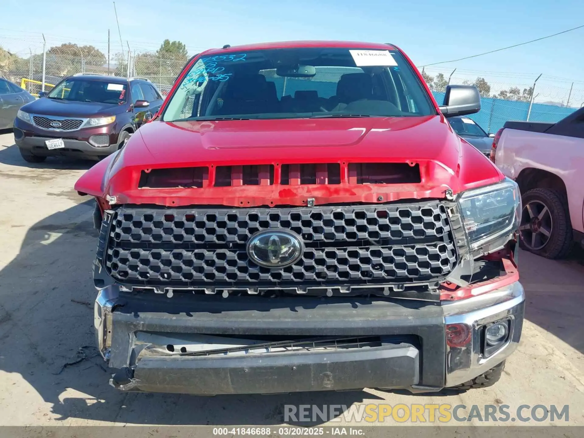 12 Photograph of a damaged car 5TFDW5F15KX833817 TOYOTA TUNDRA 2019