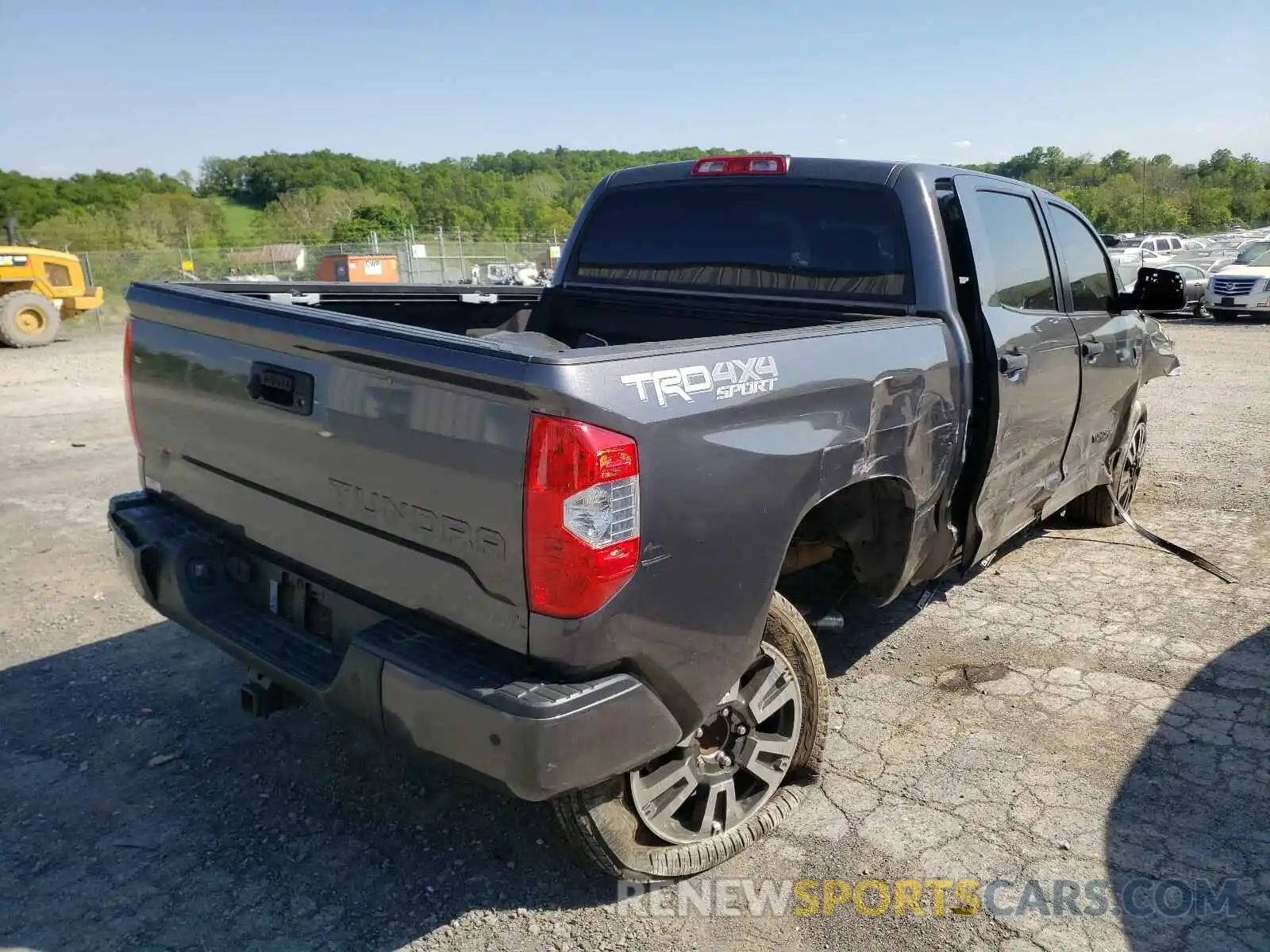 4 Photograph of a damaged car 5TFDW5F16KX809350 TOYOTA TUNDRA 2019