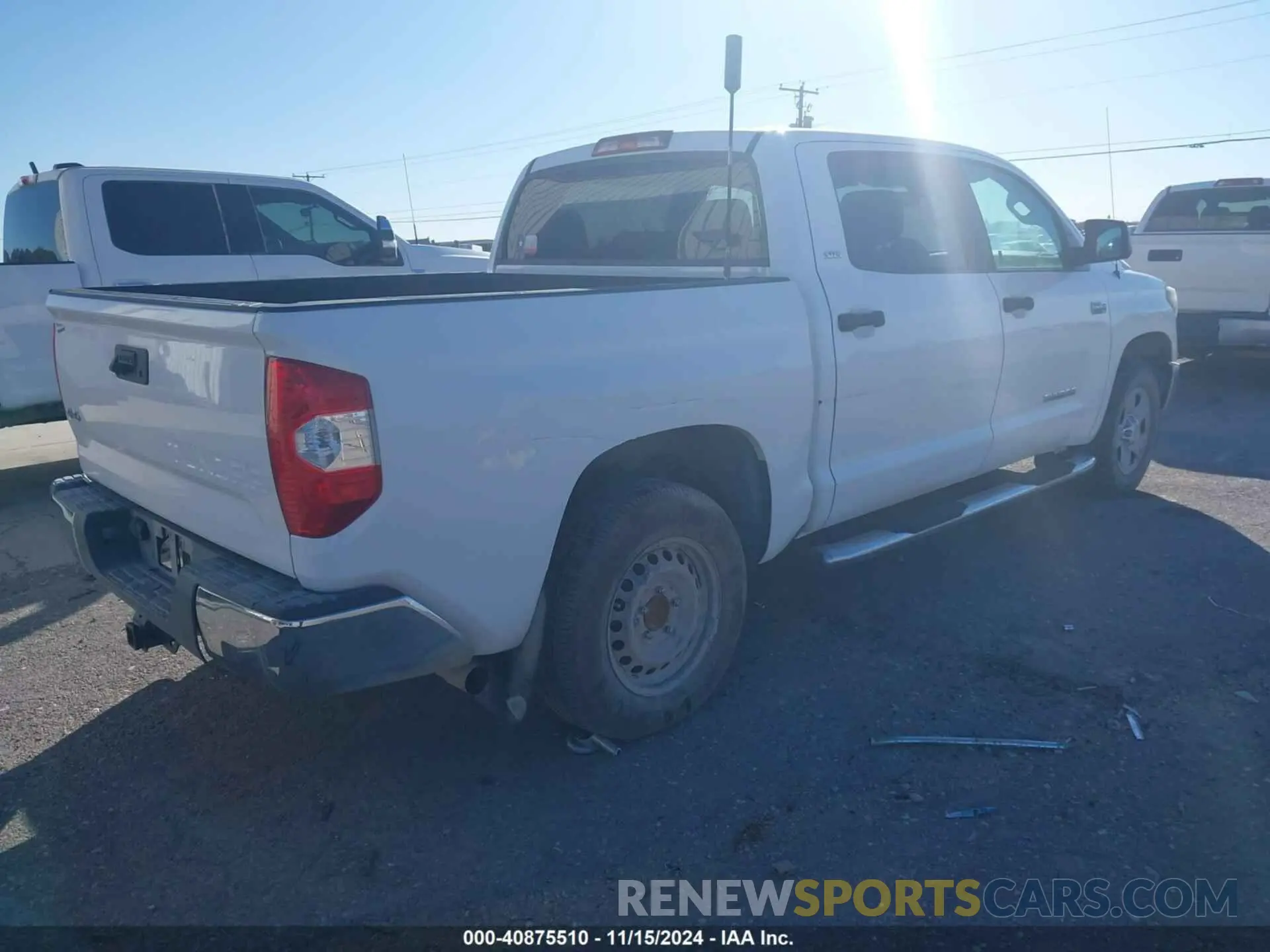 4 Photograph of a damaged car 5TFDW5F16KX818940 TOYOTA TUNDRA 2019