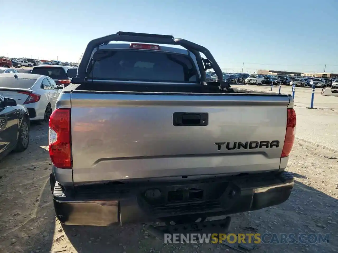 6 Photograph of a damaged car 5TFDW5F16KX830196 TOYOTA TUNDRA 2019