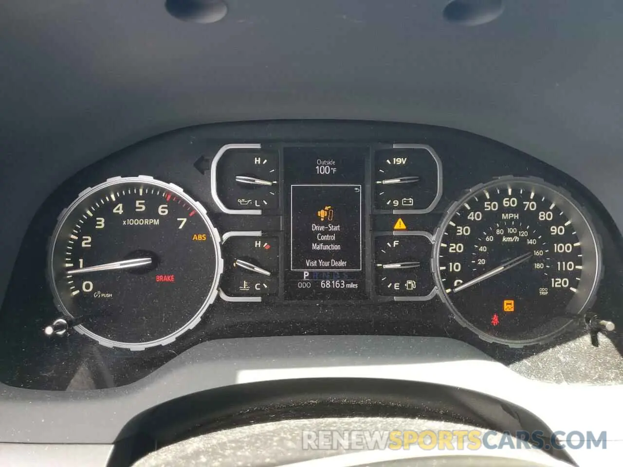 9 Photograph of a damaged car 5TFDW5F17KX803492 TOYOTA TUNDRA 2019